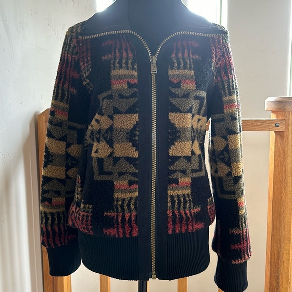 Never worn! Rare and retired EUC Pendleton Foxglove - Picture 1 of 10